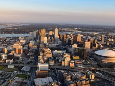 Helicopter Tour New Orleans, City Flight - 10 Minutes — photo 4