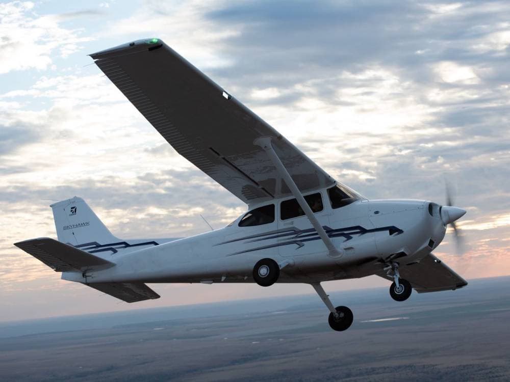 Aviation School Monarch Air in Dallas