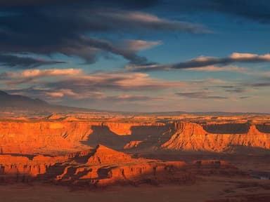 Canyon Country Sunset Helicopter Tour — photo 1