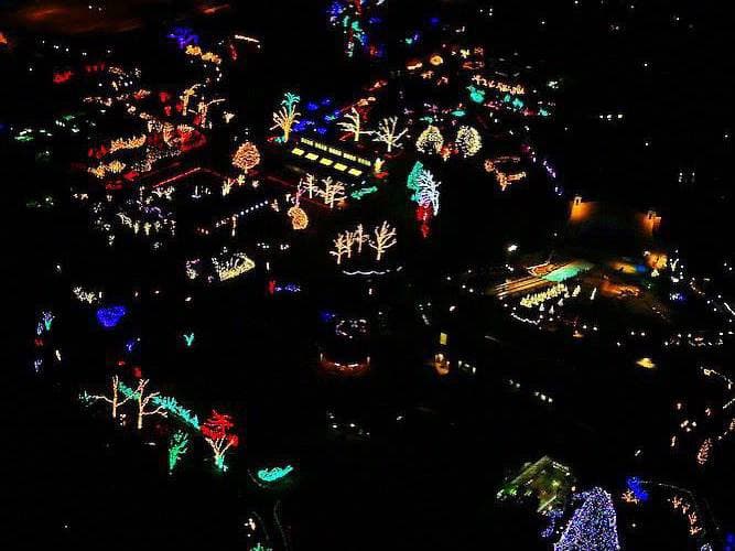 Christmas light helicopter tours