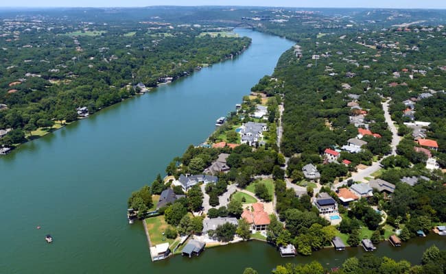 Lakes and Hill Country Helicopter Tour