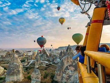 One Hour Deluxe Balloon Flight — photo 2