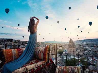 One Hour Deluxe Balloon Flight — photo 1