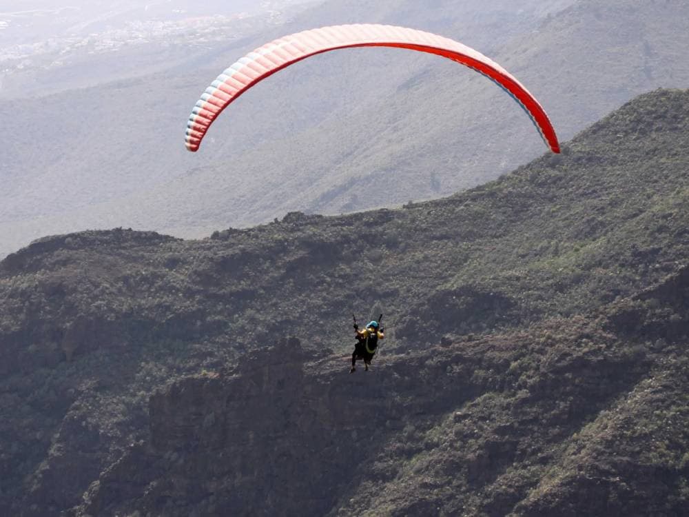 Paragliding in Tenerife - Overflytenerife