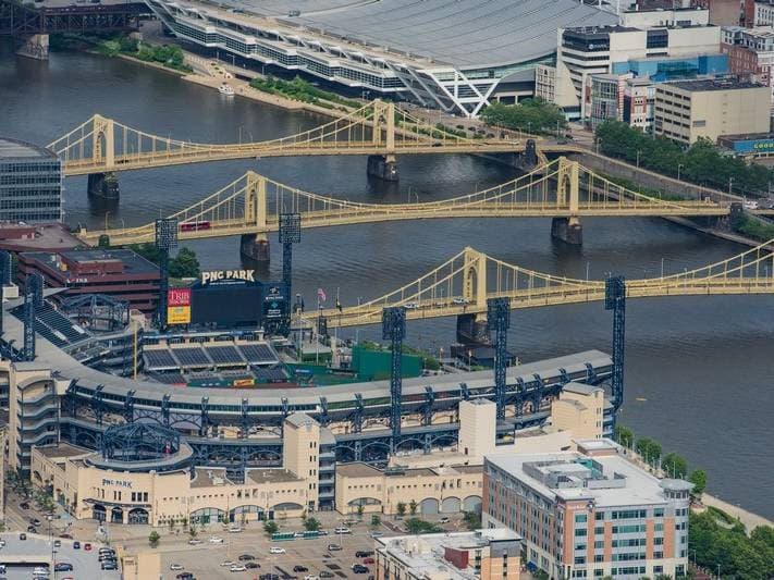 Pittsburgh Bridges Helicopter Tour