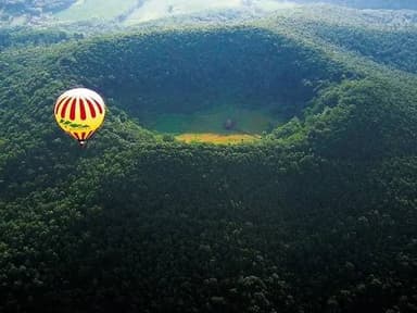 Private Hot Air Balloon over Volcanoes from Barcelona — photo 1