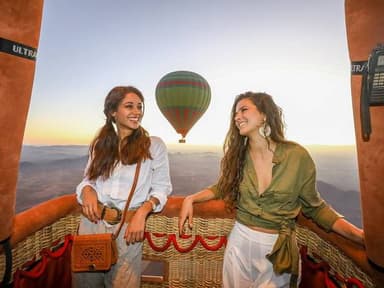 1-hour Private TOP VIP Hot Air Balloon Flight North Marrakech with Breakfast — photo 1