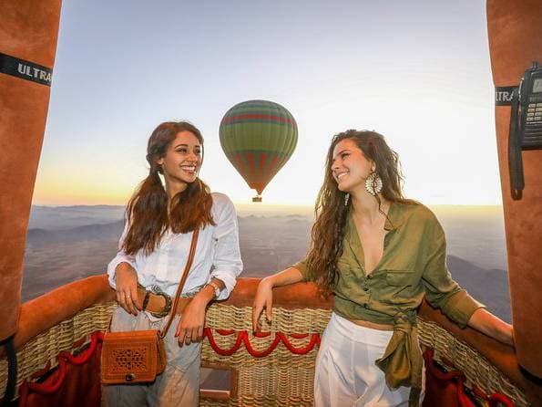 1-hour Private TOP VIP Hot Air Balloon Flight North Marrakech with Breakfast