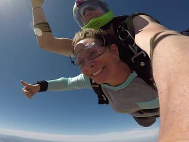 18K Highest Altitude Tandem Skydive — photo 1