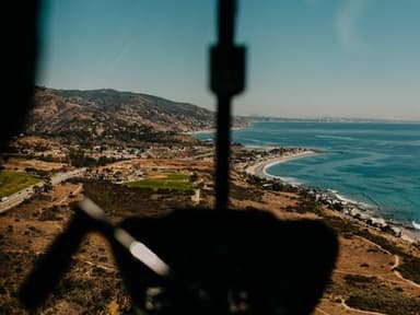 30 Minute Coastal Long Beach Helicopter Ride — photo 1