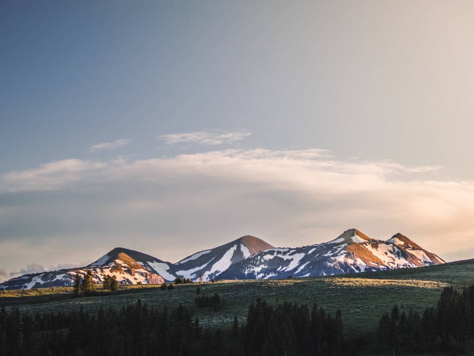 30 Minute Yellowstone Helicopter Ride