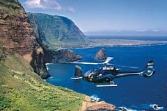 45-Minute Scenic West Maui and Molokai Helicopter Tour — photo 1