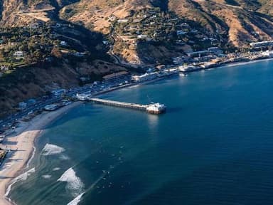 60 Minute VIP Helicopter Tour — photo 1