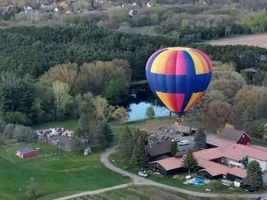 Aamodt's Hot Air Balloon Rides — photo 1