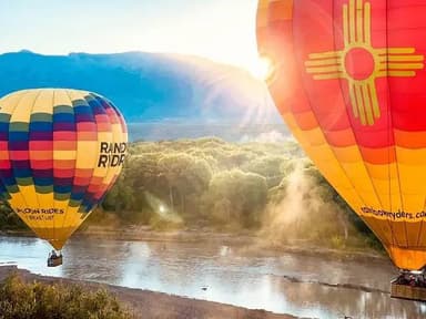 Albuquerque Hot Air Balloon Ride at Sunrise — photo 1