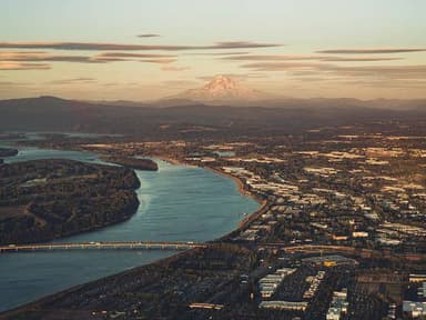 Amazing Columbia River Gorge & Portland Air Tour — photo 3