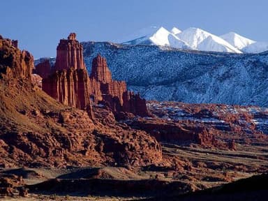 Backcountry Arches Helicopter Tour — photo 1