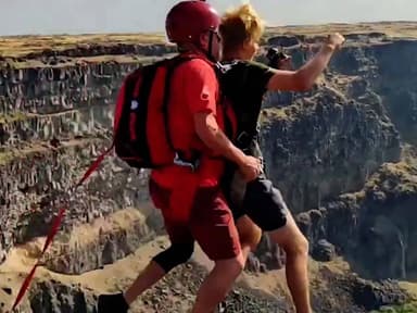 Base Jump The Bridge — photo 2