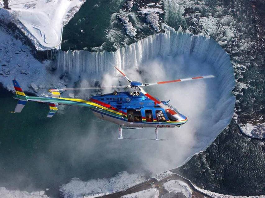 Boat & Skylon Lunch: Niagara Falls Helicopter Ride
