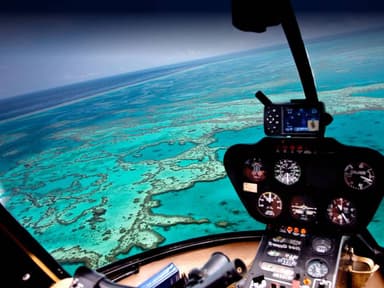 Cairns Helicopter Flight to Vlasoff Sand Cay — photo 2
