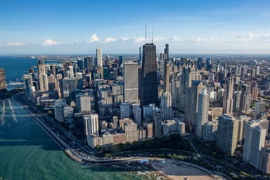 Private Helicopter Tour Chicago - 20 minutes — photo 2