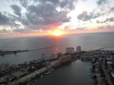 Clearwater Beach Sunset Helicopter Tour — photo 2