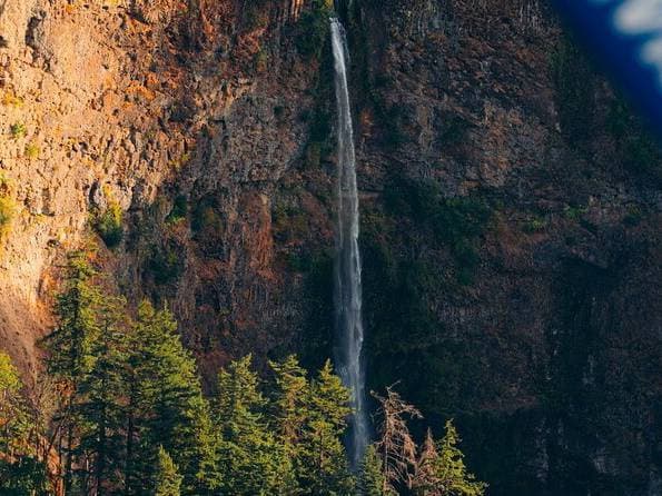 Columbia River Gorge Waterfalls Air Tour