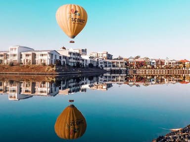 Gold Coast Hot Air Balloon with 5 Star Champagne Buffet Breakfast — photo 3