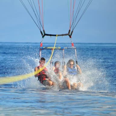 Gulf of Mexico Parasailing Ride in Destine — photo 1
