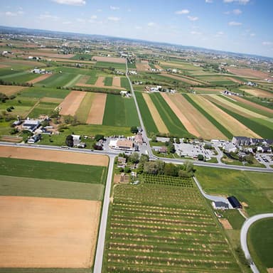 Farmland Views Helicopter Tour — photo 1