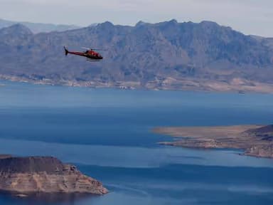 Golden Eagle Helicopter Tour (Hoover Dam included) — photo 3