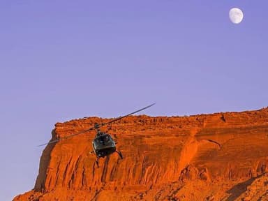 1-Hour Helicopter Tour from Moab — photo 1