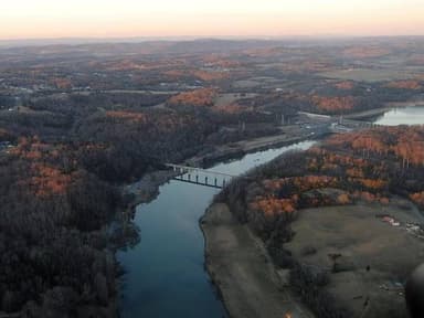 Helicopter Tour Over Douglas Lake — photo 2