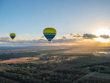 Hot Air Balloon Flight at Sunrise - with Port Douglas Transfers — photo 1