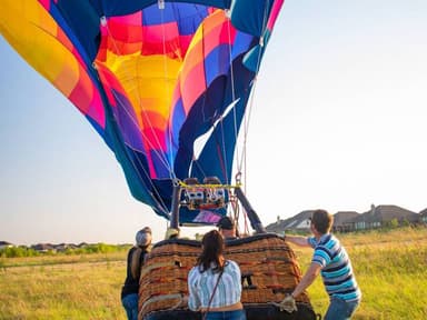 Hot Air Balloon Lake Flights in Austin — photo 1