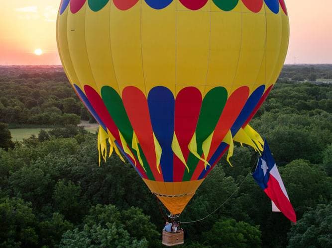 Hot Air Balloon Night Flights in Austin