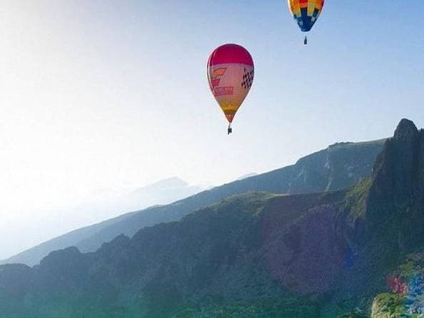 Hot-air balloon trip above Karlovo
