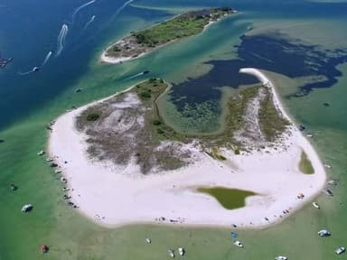 Island View Tour by Lost Bay Helicopters — photo 1
