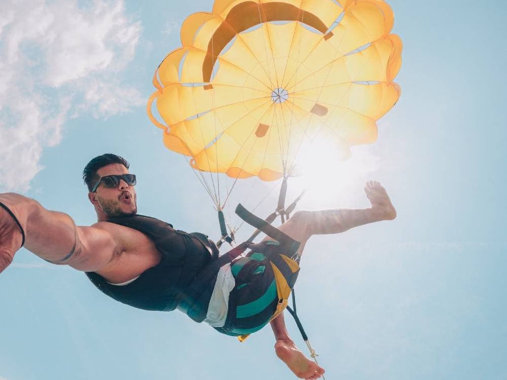 Lake Chelan Parasailing