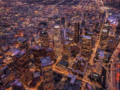 Los Angeles Helicopter Tour - Deluxe Night Premium Package — photo 1