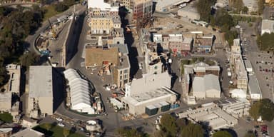 Los Angeles Helicopter Tour - Soarin’ The Shoreline — photo 1