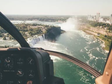 Luxury Helicopter Tour with Maid of the Mist Lunch — photo 4