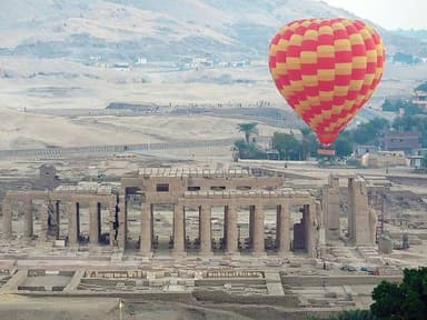 Luxury Hot Air Balloon Ridding in Luxor — photo 1