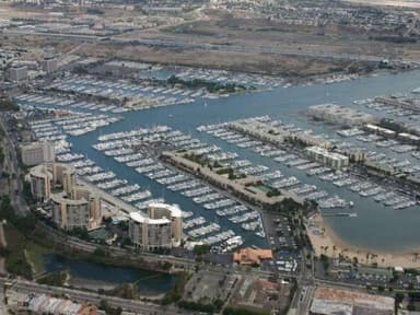 Santa Monica 30 Minutes Helicopter Tour of the Coastline — photo 3