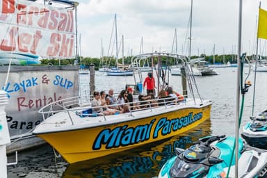 Biscayne Bay Miami Parasailing Flight — photo 5