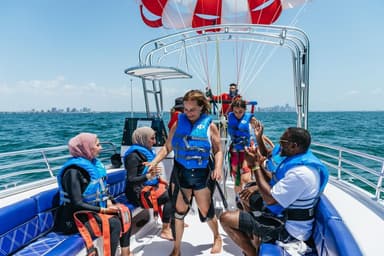 Biscayne Bay Miami Parasailing Flight — photo 7