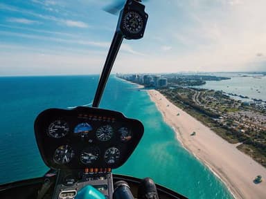 Deluxe Private Helicopter Sightseeing Tour Over Miami — photo 2