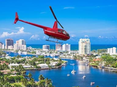 Deluxe Private Helicopter Sightseeing Tour Over Miami — photo 3