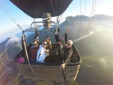 Montserrat Hot-Air Balloon Experience & Monastery Visit - Premium Small Group — photo 1