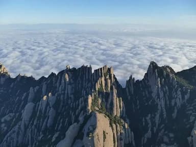 Montserrat Hot-Air Balloon Experience & Monastery Visit - Premium Small Group — photo 2